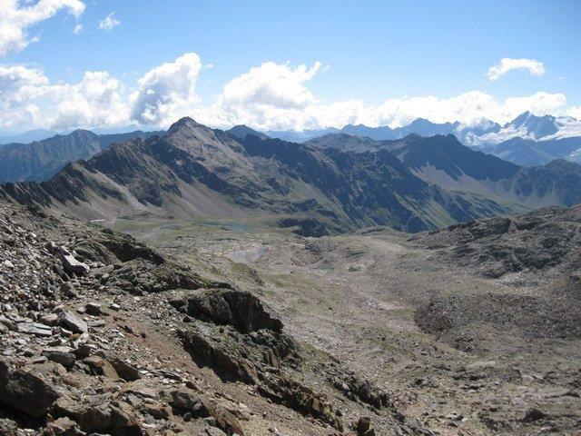 Laghi di ercavallo visti dalla bocchetta dei tre signori