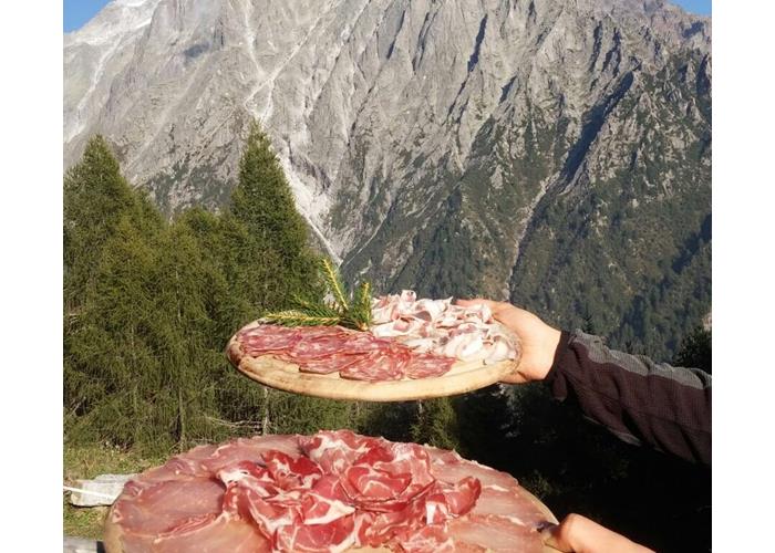 TAGLIERI DI SALUMI E FORMAGGI